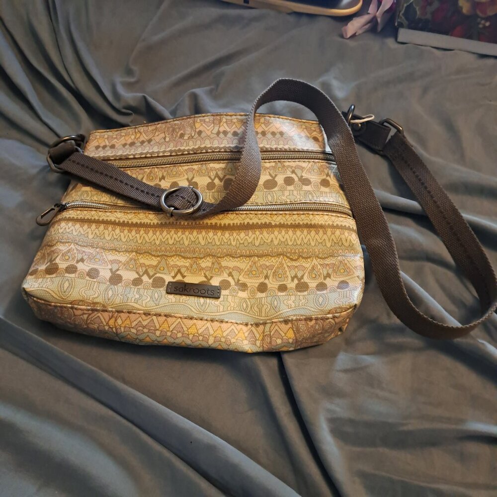 Sakroots One World Peace Artist Circle Crossbody Bag - Picture 2 of 3